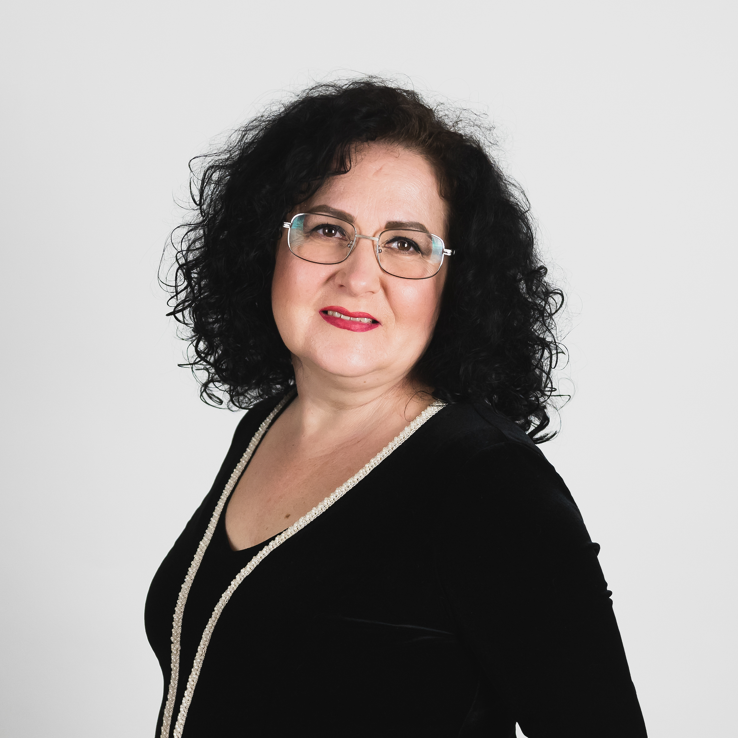 Lazăr Elisabeth Eva